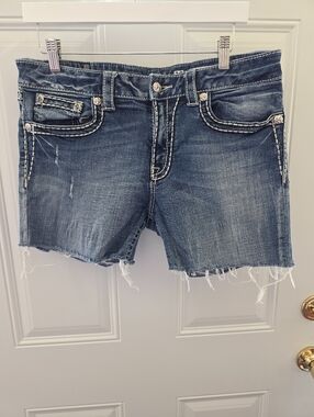 Miss Me Shorts Size 29